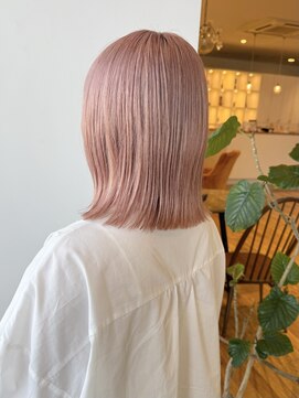 ルッツ(Lutz. hair design) 5/22 サーモンオレンジ 【千代田彩夏】