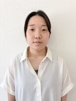 ミニミニヌー(32 mini noeud) パーソナルカラー診断とメイクアドバイス ビフォー