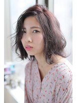 ソーホー ニューヨーク シズオカ(SOHO newyork SHIZUOKA) ラフな無造作ウェーブが大人かわいいミディ