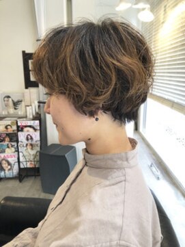 ギフト リビング(Gift Living) ショートボブ＊マッシュ＊ニュアンスパーマ