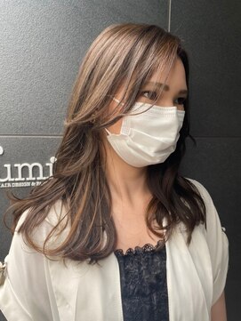 グミ(gumi) *gumi*インナーカラー×マットグレージュ