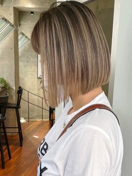 ジルブラン 国分寺(JIL BLAN) 大人ショートヘア/ハイライトカラー/イルミナカラー[国分寺]