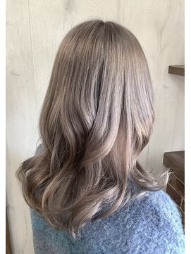 ルーシィヘアークラブ パールグレージュカラー