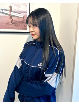 マリン(Marine) 20代30代ブルーカラーロング