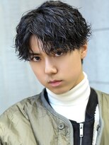 リップス レイ ギンザ(LIPPS Ray GINZA)&nbsp;サトウカズマによる波巻きパーマ！センターパートマッシュ2WAY！