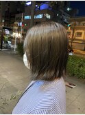 オリーブカラー