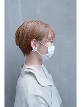 メモリーズ 水天宮前店(Memories) レイヤーショートひし形耳かけ前髪ありベージュブラウン