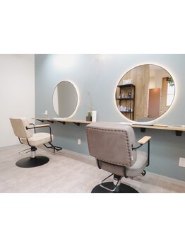 スタッフ1名が心を込めて施術する完全貸切サロンです。忙しい日常を忘れゆったりできる極上の時間を…。