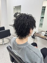 ブライト(BRIGHT)&nbsp;ツイストスパイラルパーマセンターパートウルフ