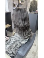 シリウスエイト(SIRIUS 8)&nbsp;グレーハイライトカラー×レイヤーロング