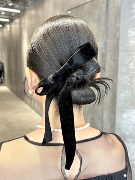 ピークアブー 原宿ハラカド(PEEK-A-BOO) ヘアセット 結婚式ヘア タイトヘア カチモリ シニヨン お団子