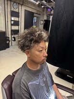 ストローヘアー(STRAW hair)&nbsp;針金パーマ、スパイキーアフロ