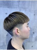 個性派ぱっつんツーブロック
