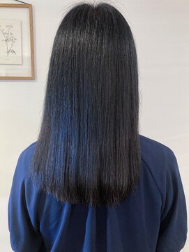 ヘアーサロン ラフリジー(Loufreasy) うるツヤ大人ストレートスタイル♪