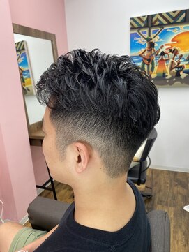 ビーチ(BEACH) ショートにも似合うゆるふわメンズパーマ