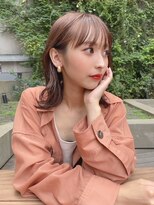 アイユー(ii+U)&nbsp;ミディアムレイヤー　くびれスタイル　オレンジベージュ　韓国