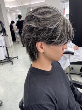 ネクストネオ 静岡(NEXT NEO) NEXT静岡NEO櫻田】ホワイトハイライトメッシュ センターパート