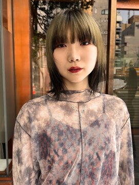 カルテ(QUARTE) 裾カラー　黒髪アレンジ　ハーフウルフカット　ショートウルフ