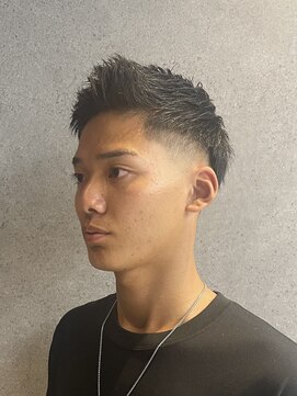 フジヤマバーバーショップ アジト(FUJIYAMA BARBER SHOP ajito) フェードアップバング【藤本ユースケ】su1005