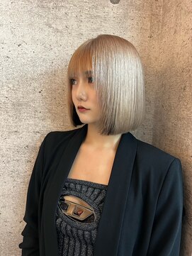 イキ 表参道(iki omotesando) ミディアムヘア/スラッシュ/グレージュカラー/デザインカラー