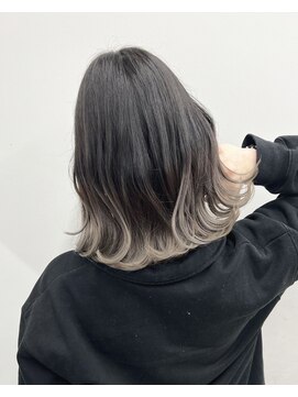 イース バイ アンブルリュクス 北千住(Ease by amble luxe) 裾カラー