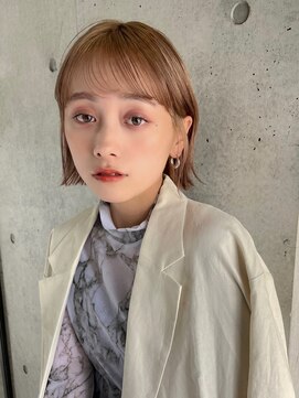 ガーデンヨコハマ(GARDEN YOKOHAMA) 切りっぱなしタッセルボブ外ハネオリーブベージュおくれ毛