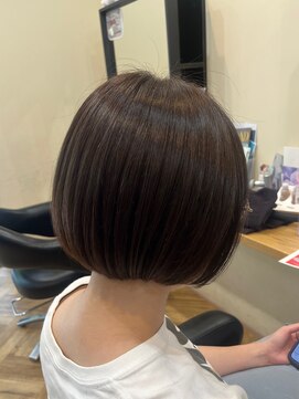 アルター(aL ter) 丸みボブ［デザインカラー/レイヤーカット/ウェットヘア］