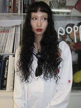 ポピンズ(poppins) ソバージュパーマ