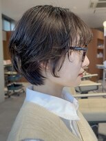 ノラギンザユー(NORA GINZA/U)&nbsp;ショートパーマ銀座メガネ女子丸みショート大人可愛い小顔カット