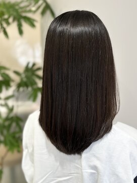 アンベリールフルー(EMBELLIR fleur) 似合わせカットと酸性ストレートでさらツヤまとまるヘア30代40代