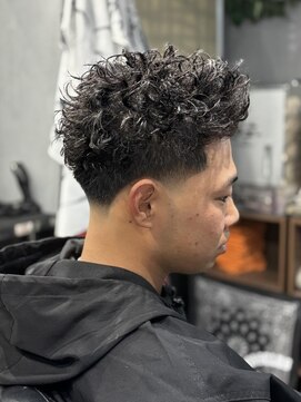 バーバーショップライズ 2nd(barber shop RAIzE) ブッダパーマ