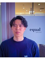 イコール(equal) センターパートルーズパーマ