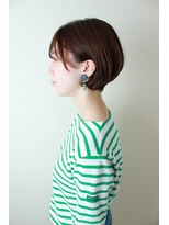 モリオ フロム ロンドン 大宮2号店(morio from London)&nbsp;大人かわいい耳かけ前下がりショートボブ