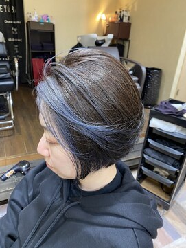 サムブリッジ(SOMEBRIDGE) ★ フェイスフレーミングハイライト　× グレー　（SOMEBRIDGE）