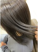 大人女子の暗髪　ココアグレージュ/ブリーチなし