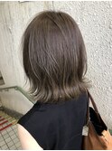 ワンレン・外ハネ・アッシュグレー