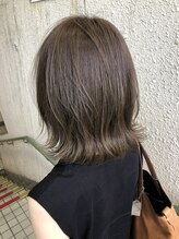 ジェムヘアー(J'aimeHair) ワンレン・外ハネ・アッシュグレー