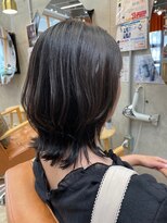 コージー(Kozy)&nbsp;くびれハイレイヤー/ウルフミディ/大人女性のおしゃれヘア/小顔