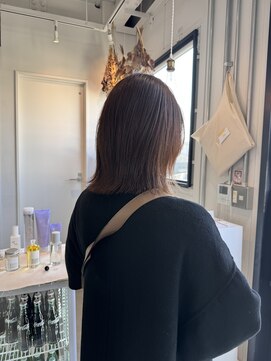 ロカ 表参道(loka) オレンジブラウン/レイヤーボブ[表参道/ブリーチ/ハイライト]Mai