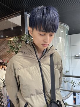 ヘアーアンドメイク ビス(HAIR&MAKE bis) ブリーチ1回でできるブルーラベンダー☆【多田　華歌】