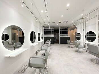 Agu hair petit 旭川大町店【アグ ヘアー プティ】