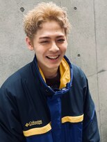 レジュアル(RESSUAL)&nbsp;無造作　波巻　ニュアンスマッシュ　サイドパート　ツイスパ