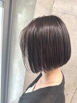 エウペ 渋谷(WEUPE)&nbsp;斜めバング/グレージュカラー/デザインカラー/シルキーベージュ