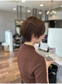 大人女子のハンサムショート×秋の落ち着き艶カラー