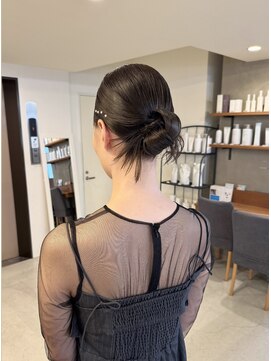 ロカリタ キョウト 四条大宮店(ROCAReTA kyoto) タイトカチモリヘアー