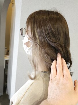 モンド ホリスティック ヘアー(MONDE Holistic Hair) イヤリングカラーベージュ