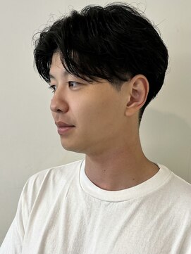 アンプ(amp) 癖毛を活かす　センターパート