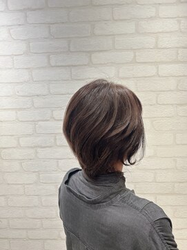 流れを綺麗に見せるショートレイヤー♪