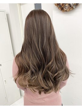 アディション 新宿(ADITION) 【韓国】艶感ハイライトミルクティーグレージュレイヤーカット