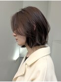 オリーブベージュヘーゼルグレージュブリーチカラー外国人風ボブ